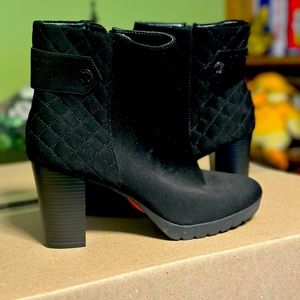 And Klein boots never worn out